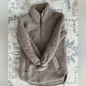 Abercrombie & Fitch Cozy Tan Sherpa Pullover